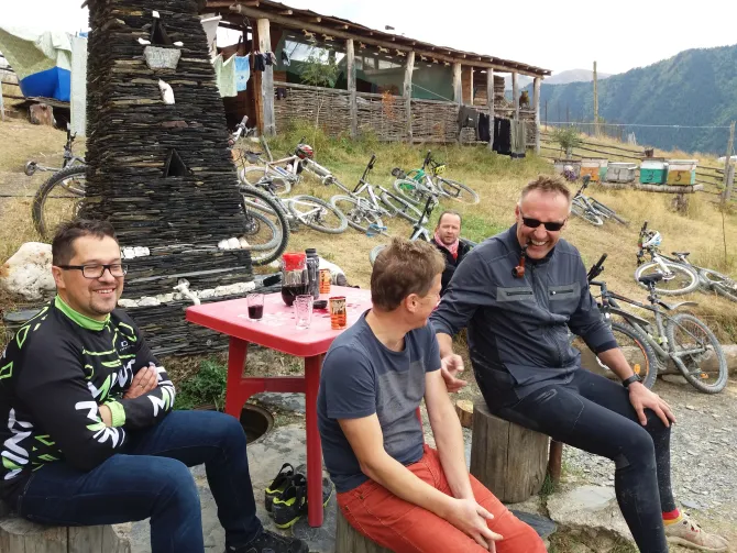 MTB dviračių žygis Sakartvele, Tušetijos regione.