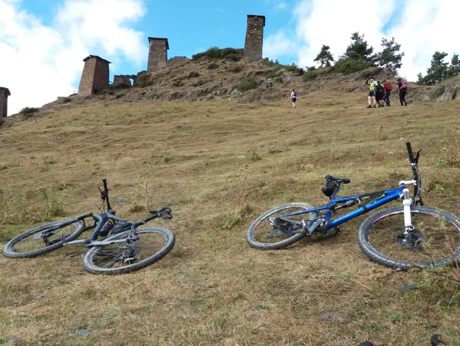 MTB dviračių žygis Sakartvele, Tušetijos regione.